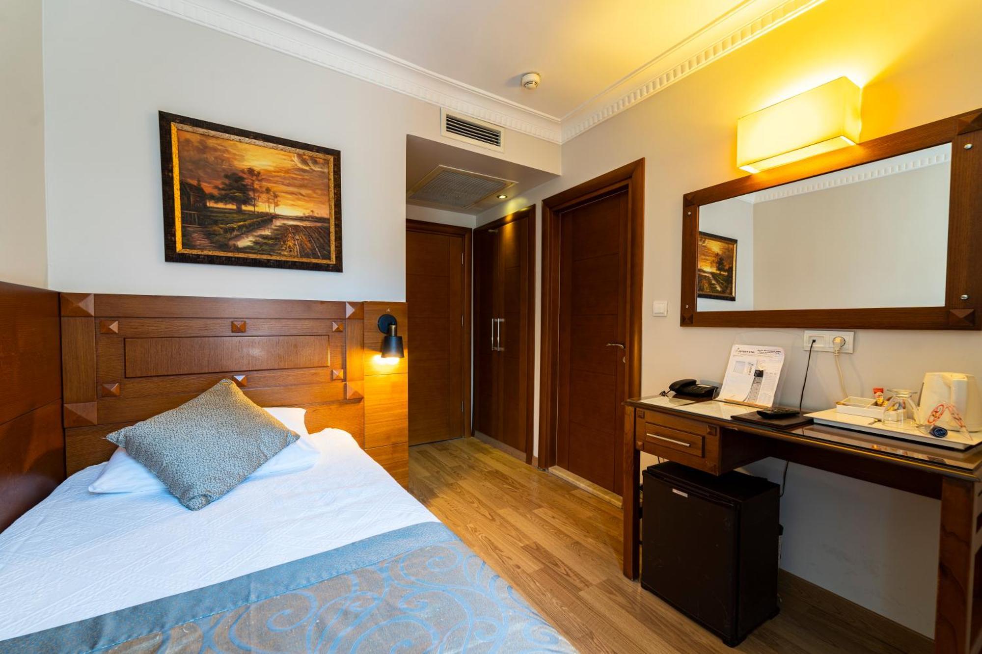 Levent Hotel Истанбул Екстериор снимка